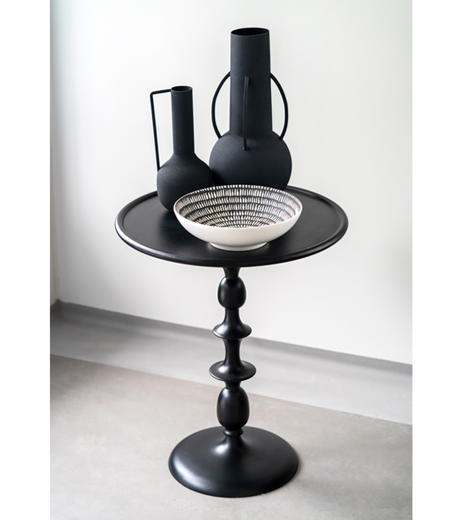 Vases Roman black