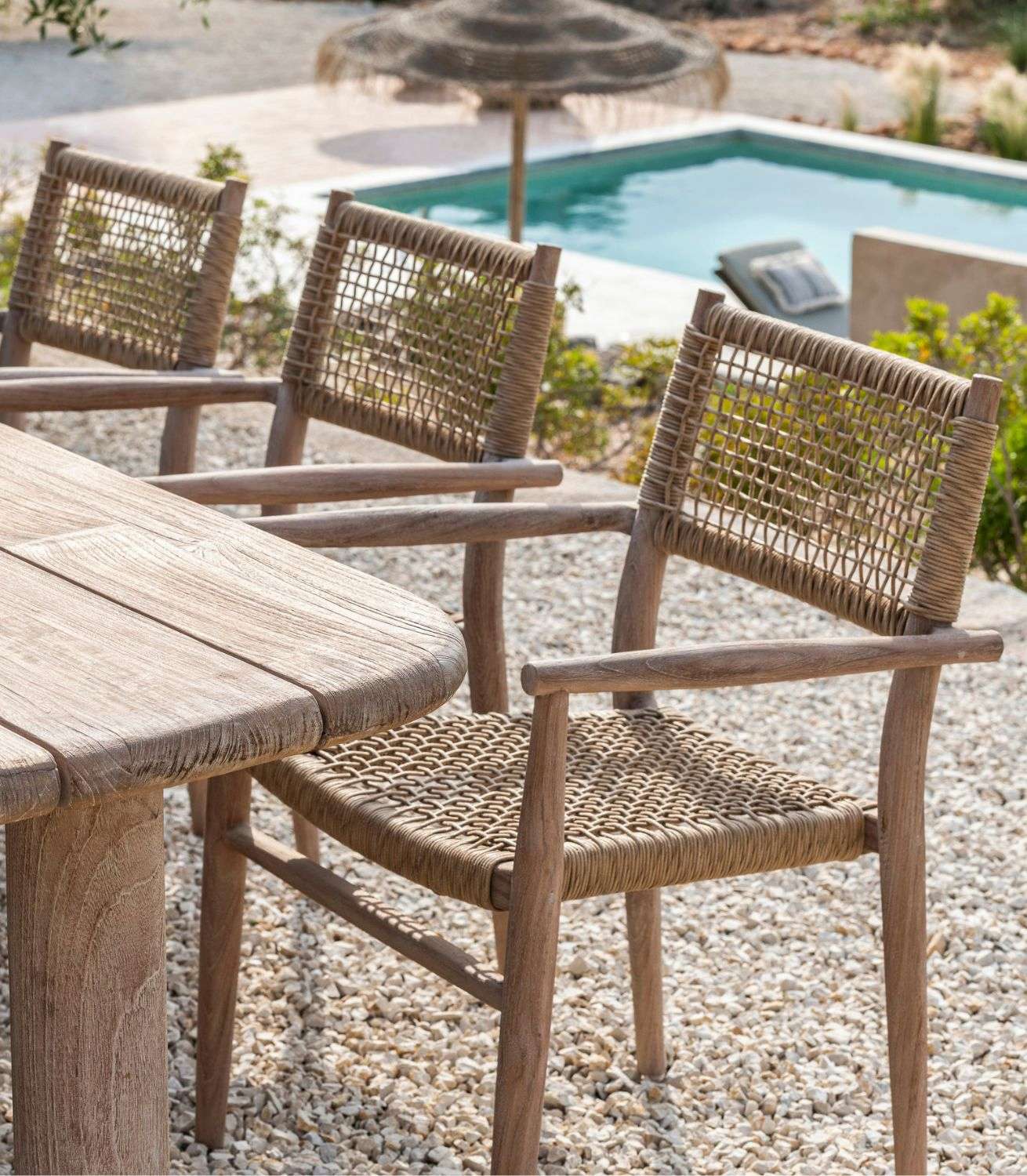 Mieke Dining Chair mood image (1)