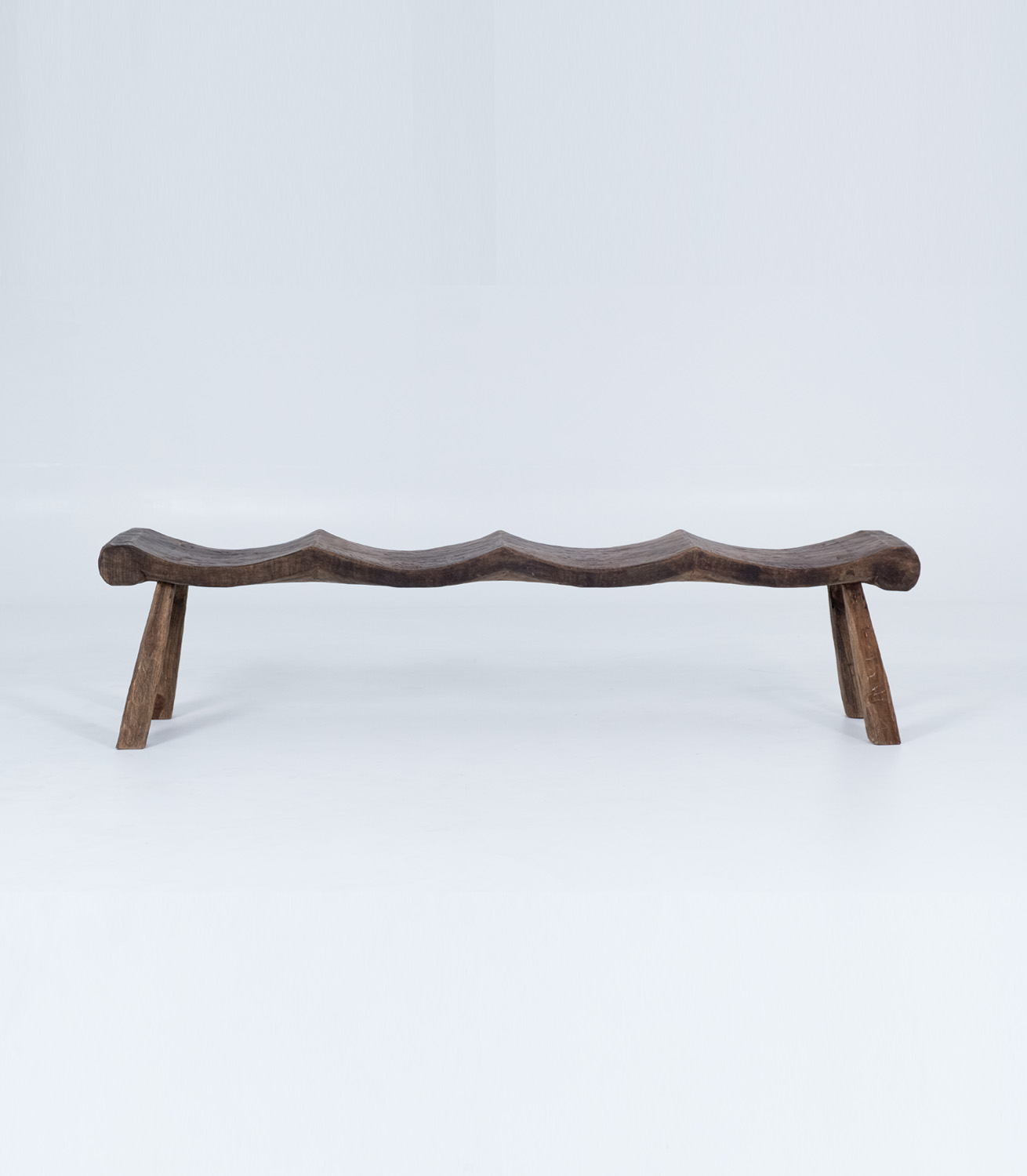 bench-16071-la-grange-interiors-1