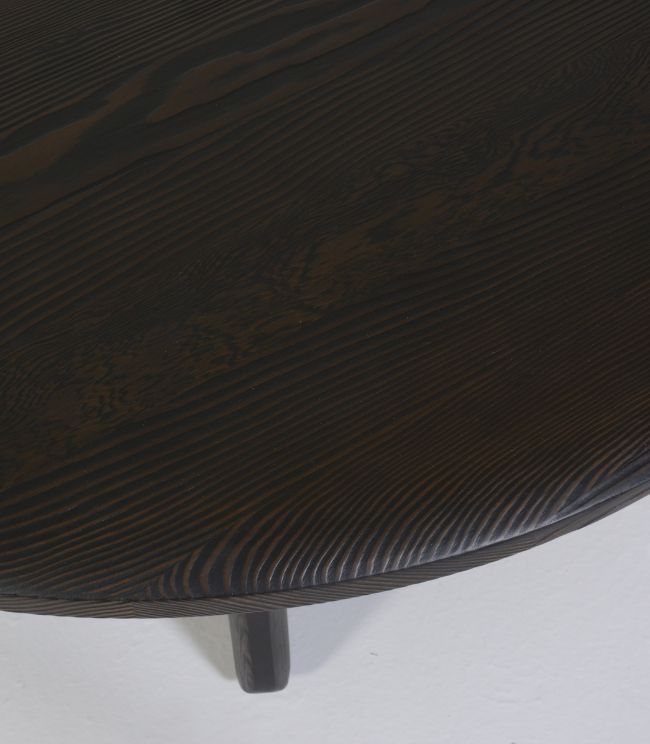 Faifo coffee table ebonised oak Diameter 100cm Detail