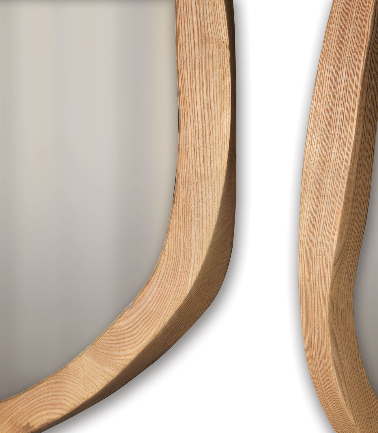 Brio mirror close up of frame