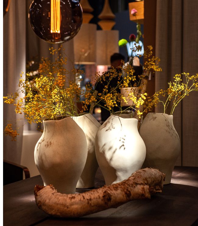 Vase Milo - Ceramic - Organic Lifestyle Image