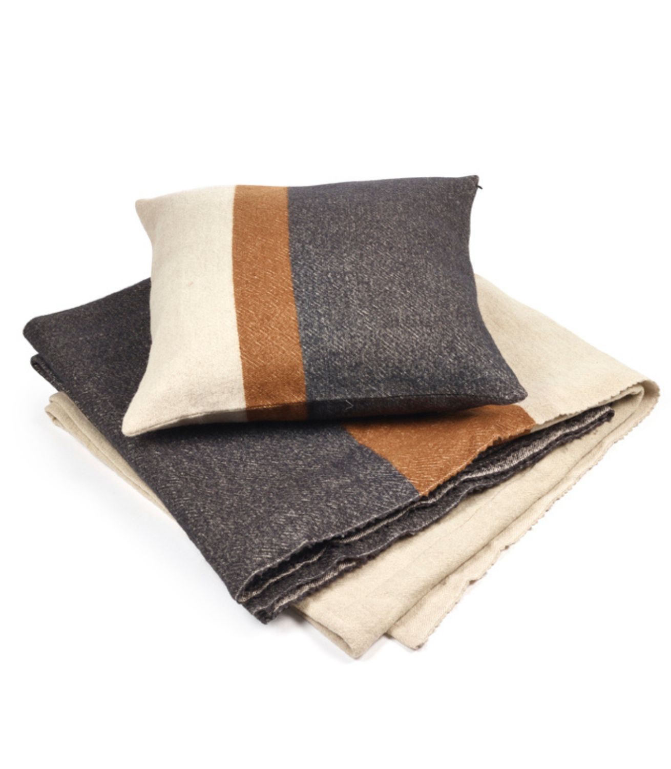 Nash Coverlet 260x240cm (1)
