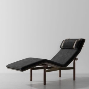 Stilt Chaise - Fler Flint