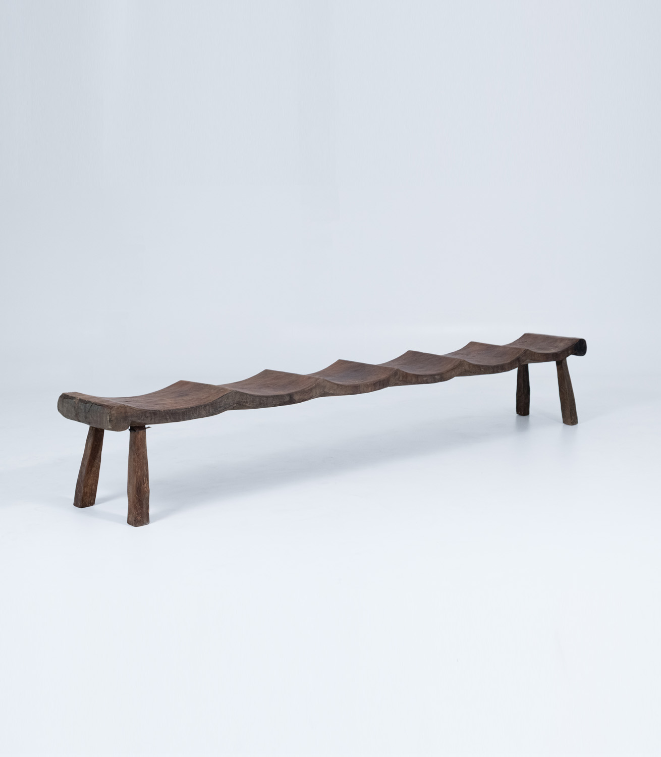 bench-16068-la-grange-interiors