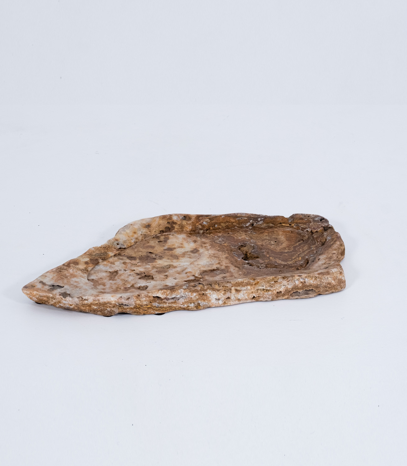 Tray Tumak - Raw-edged Stone