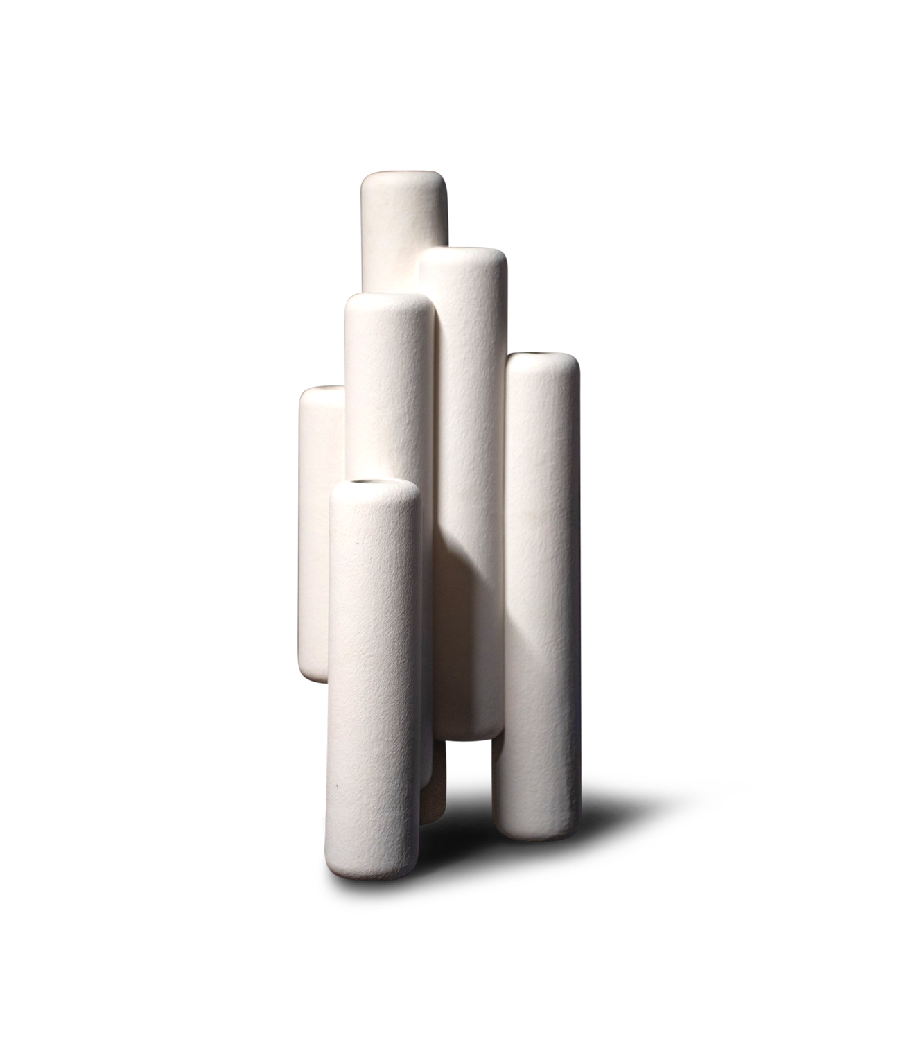 vase-gode-white-la-grange-interiors
