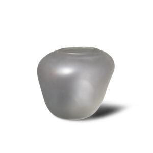 vase-rune-glass-white-la-grange-interiors